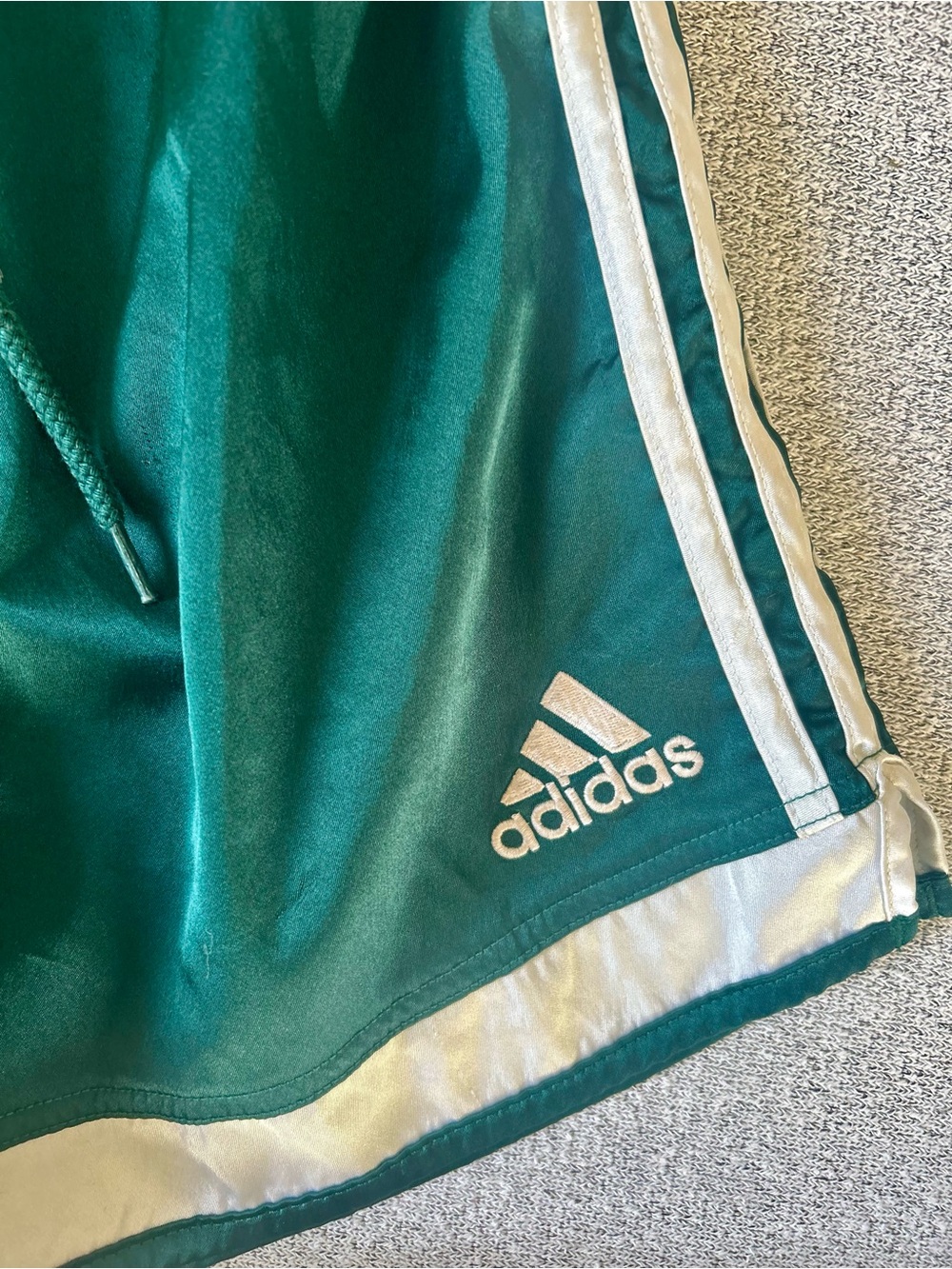 Vintage Adidas Green Satin Soccer Shorts Shiny Retro Glanz Rare Medium